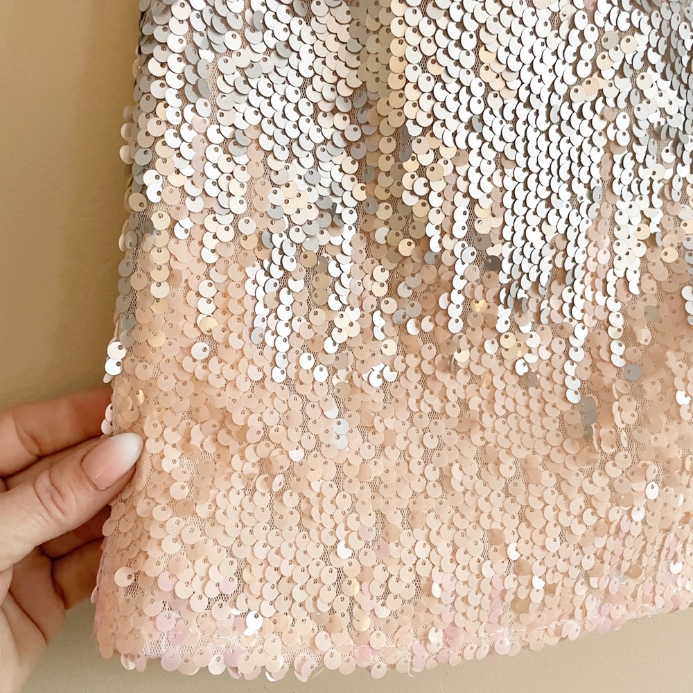 SUPERDOWN Aubree Sequin Valentine Mini Skirt NWT Size L - Picture 4 of 10